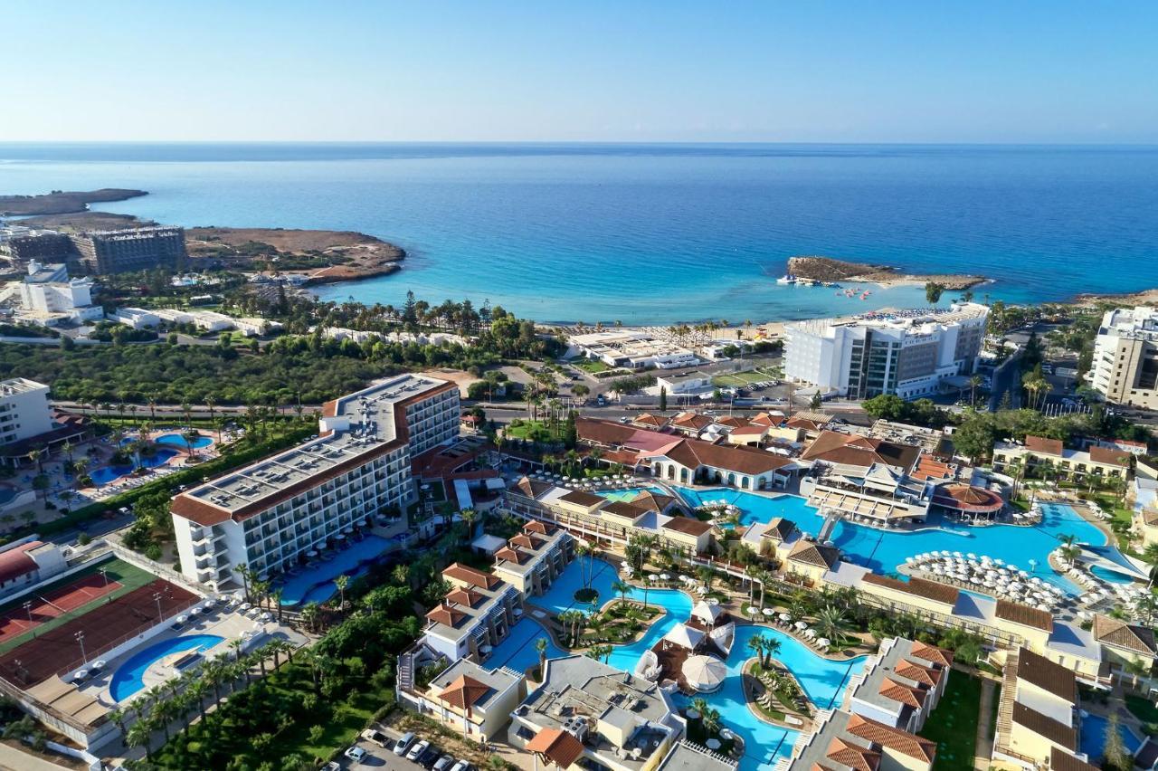 Atlantica Aeneas Resort Ayia Napa Bagian luar foto
