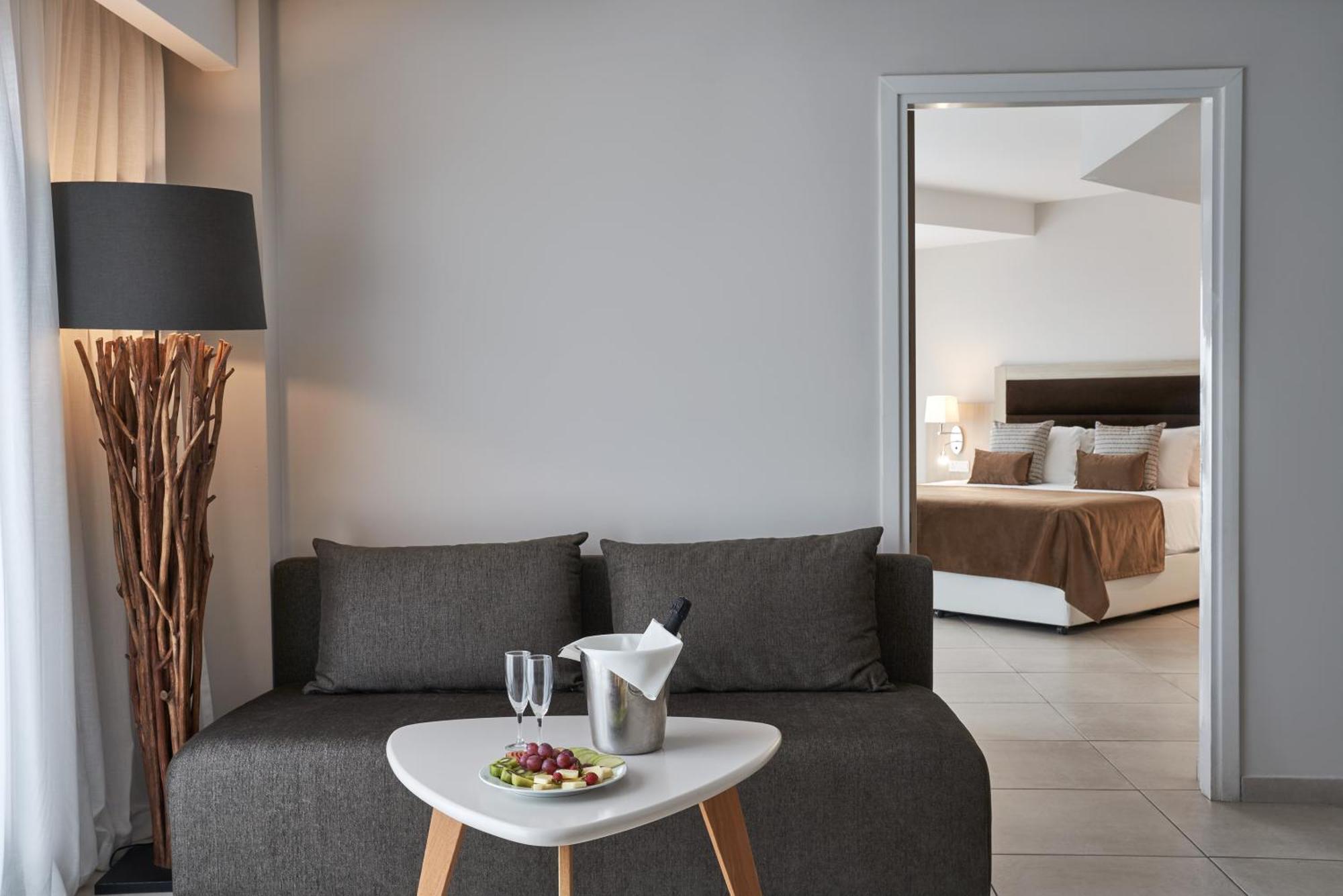 Atlantica Aeneas Resort Ayia Napa Bagian luar foto