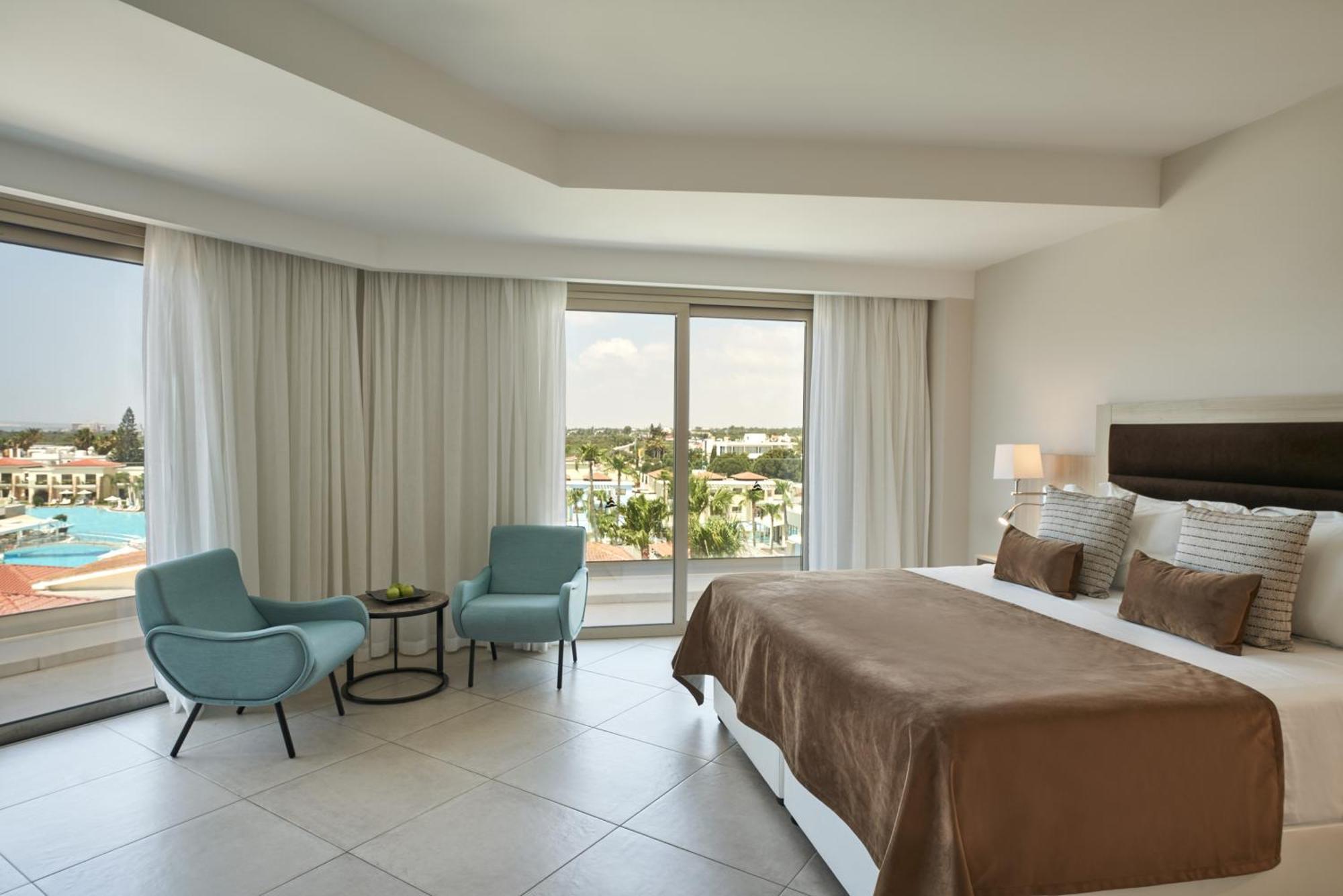 Atlantica Aeneas Resort Ayia Napa Bagian luar foto