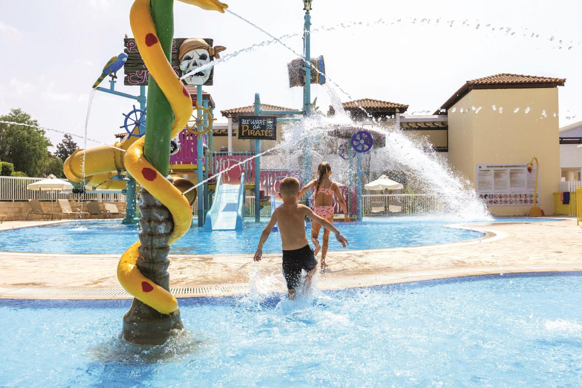 Atlantica Aeneas Resort Ayia Napa Bagian luar foto
