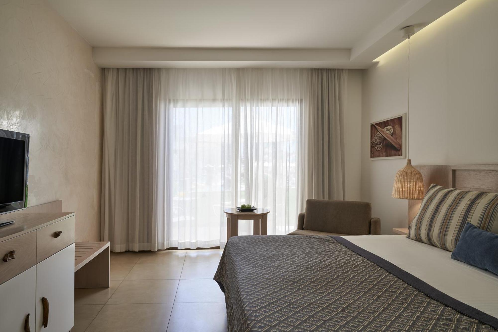 Atlantica Aeneas Resort Ayia Napa Bagian luar foto