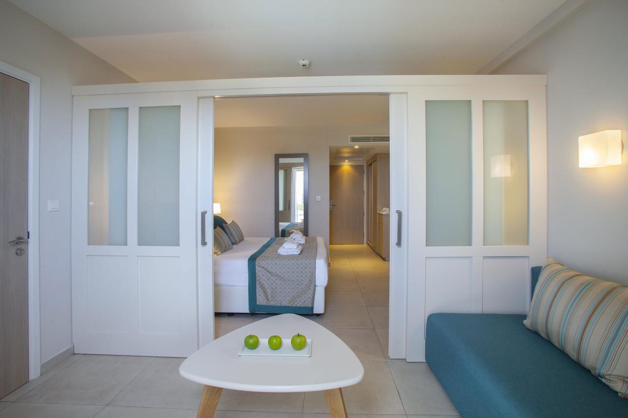 Atlantica Aeneas Resort Ayia Napa Bagian luar foto